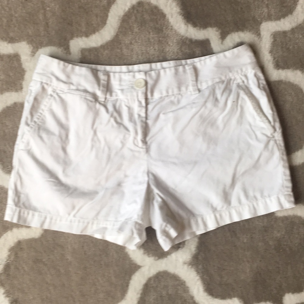 Women’s White LOFT Shorts
